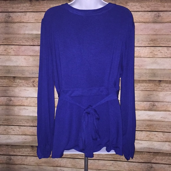 MOON & SKY- Halifax Cross Front Tie Knit Top - Picture 5 of 8